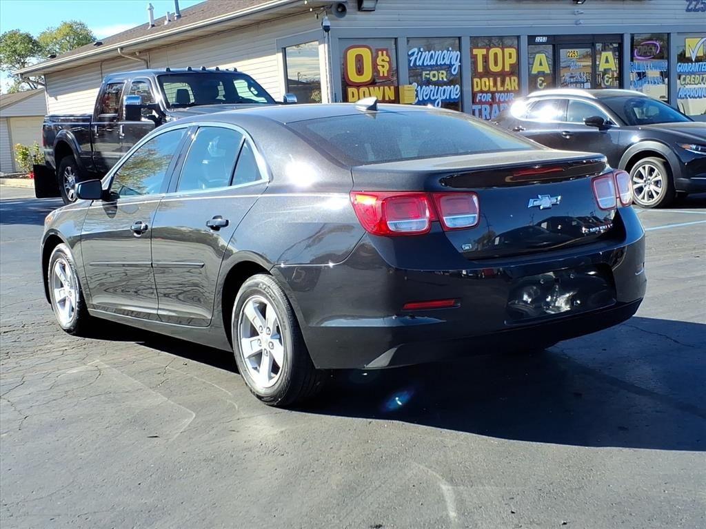 Chevrolet Malibu  2015