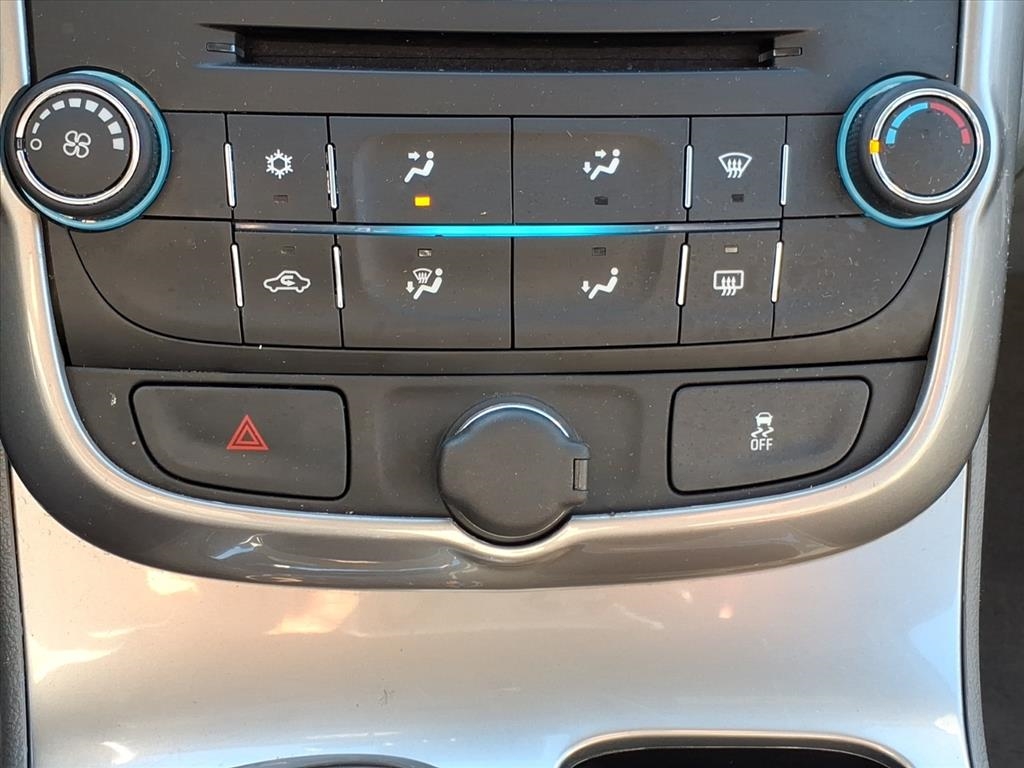 Chevrolet Malibu  2015