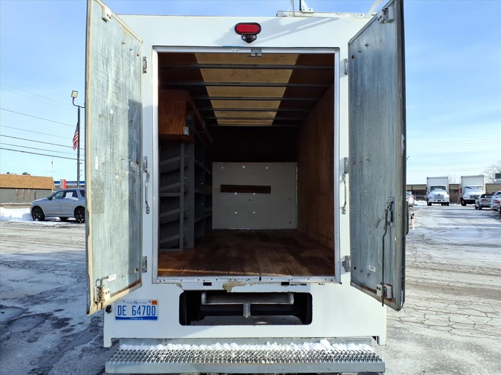 Chevrolet Express Commercial Cutaway  2019