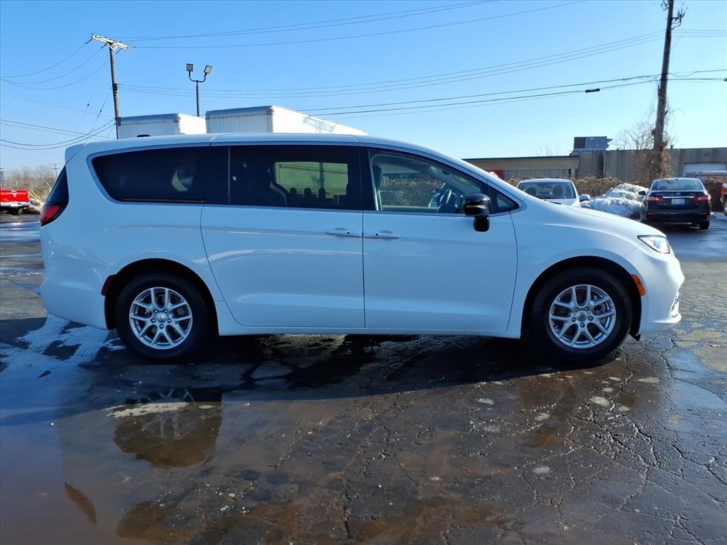 Chrysler Pacifica  2024