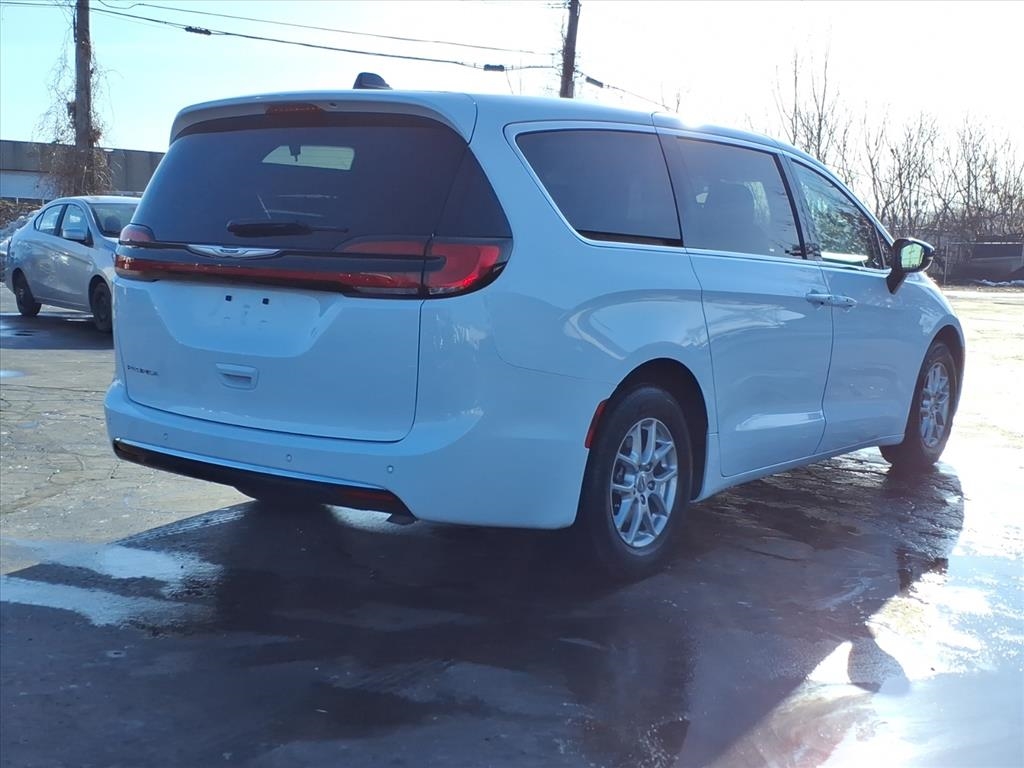 Chrysler Pacifica  2024