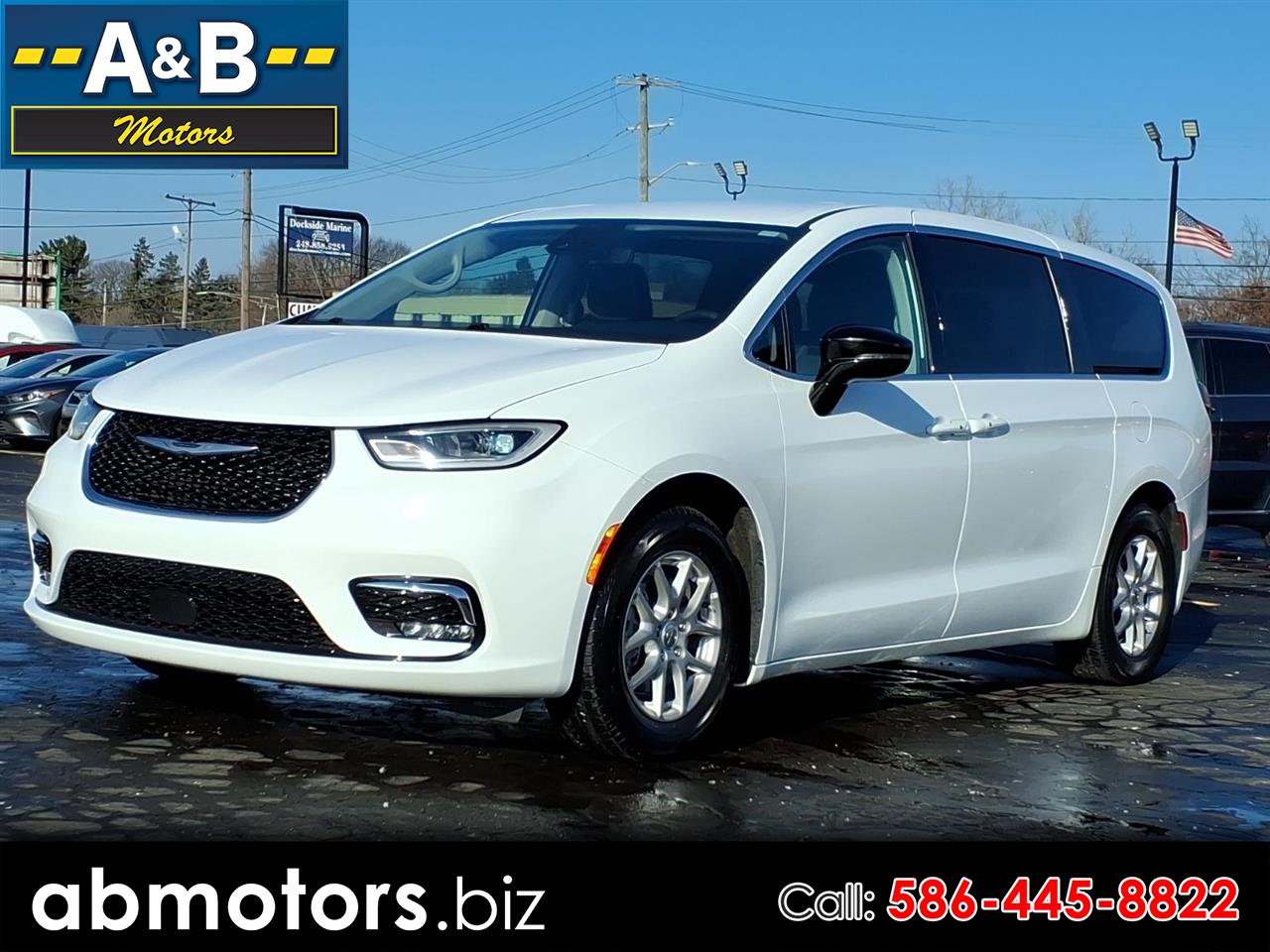 2024 Chrysler Pacifica Touring L