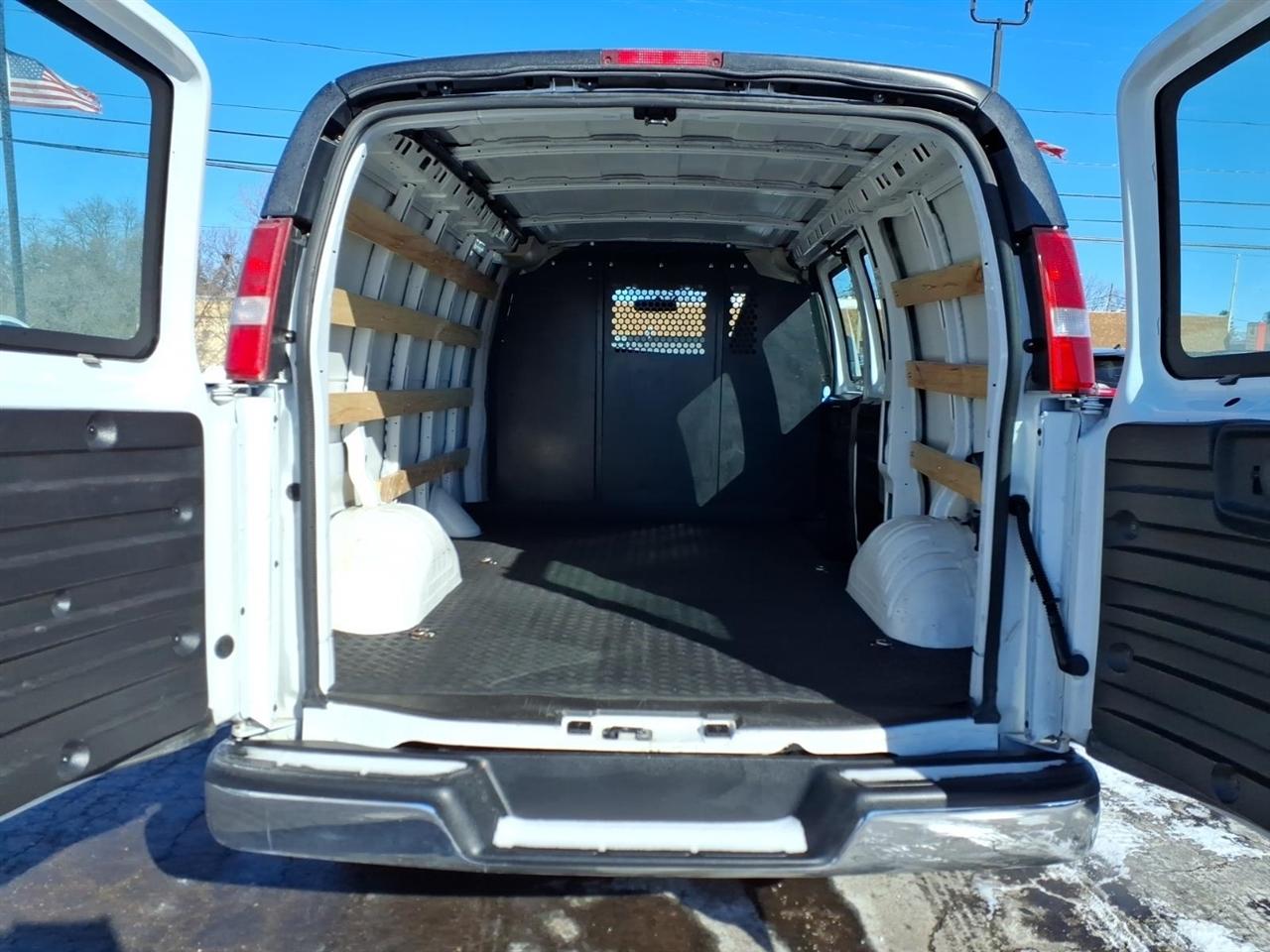 Chevrolet Express Cargo Van  2024