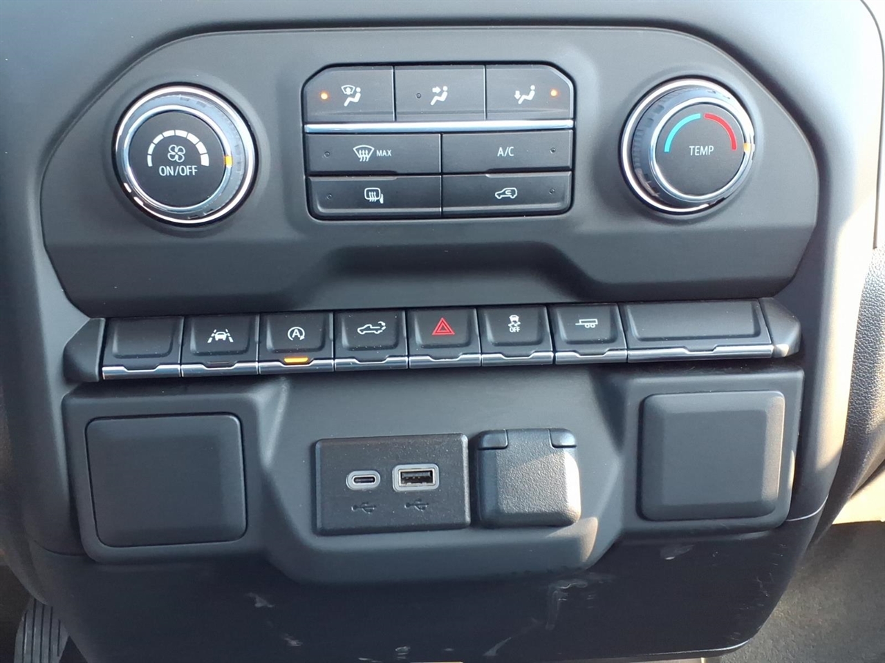 Chevrolet Silverado 1500  2024