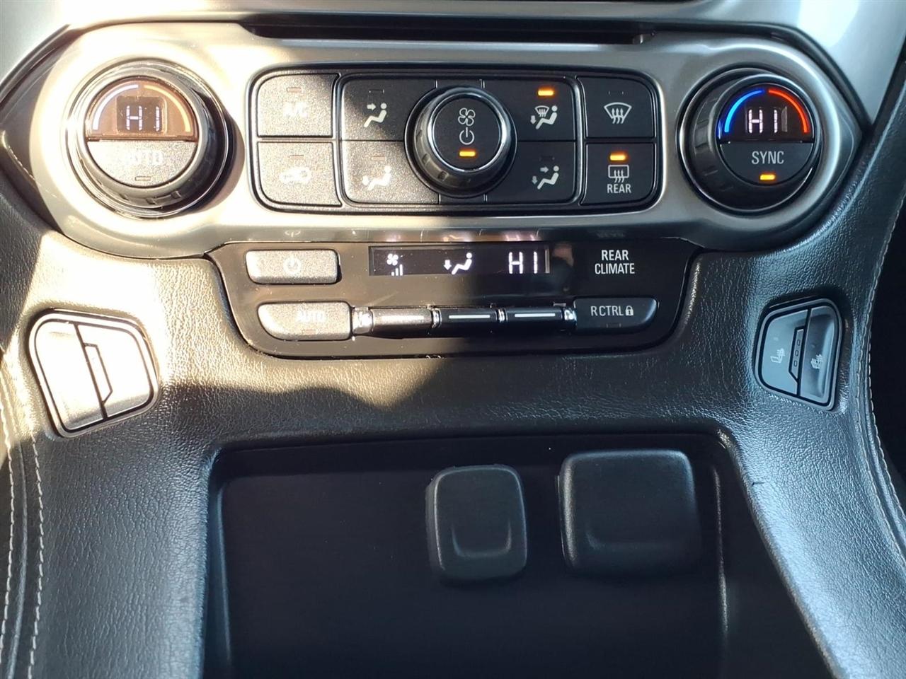 Chevrolet Tahoe  2018