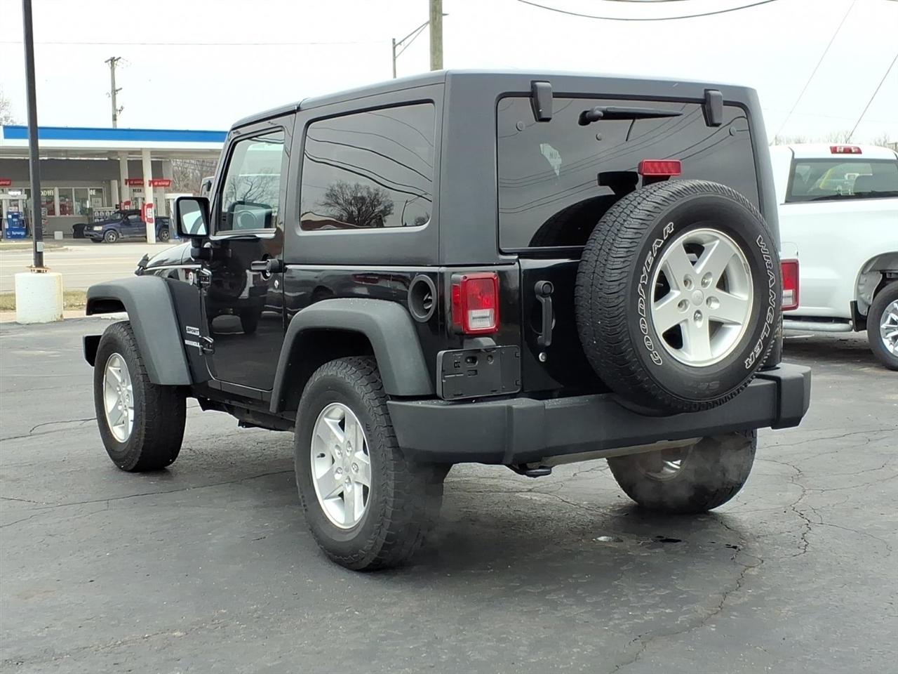 Jeep Wrangler  2012