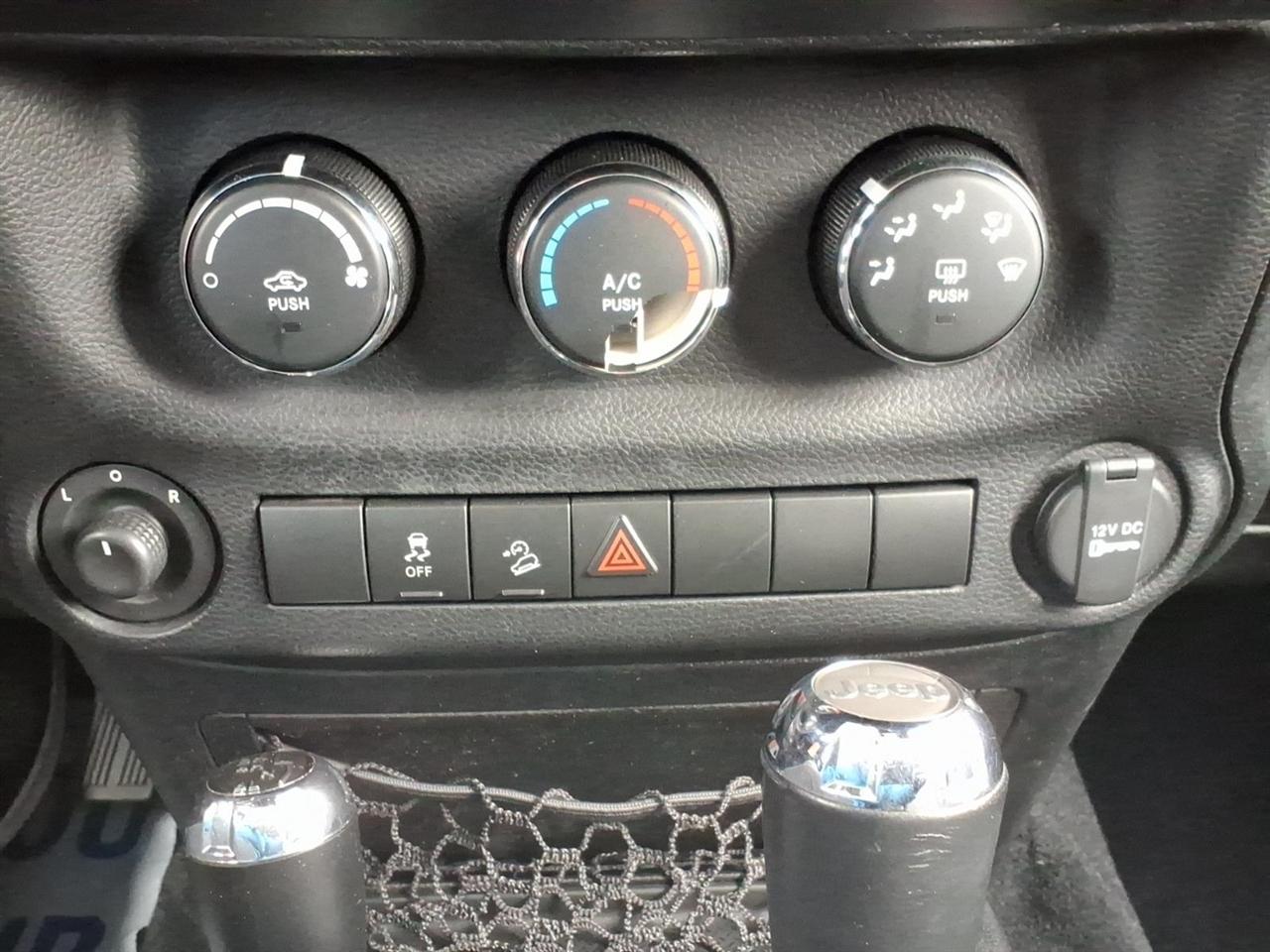 Jeep Wrangler  2012
