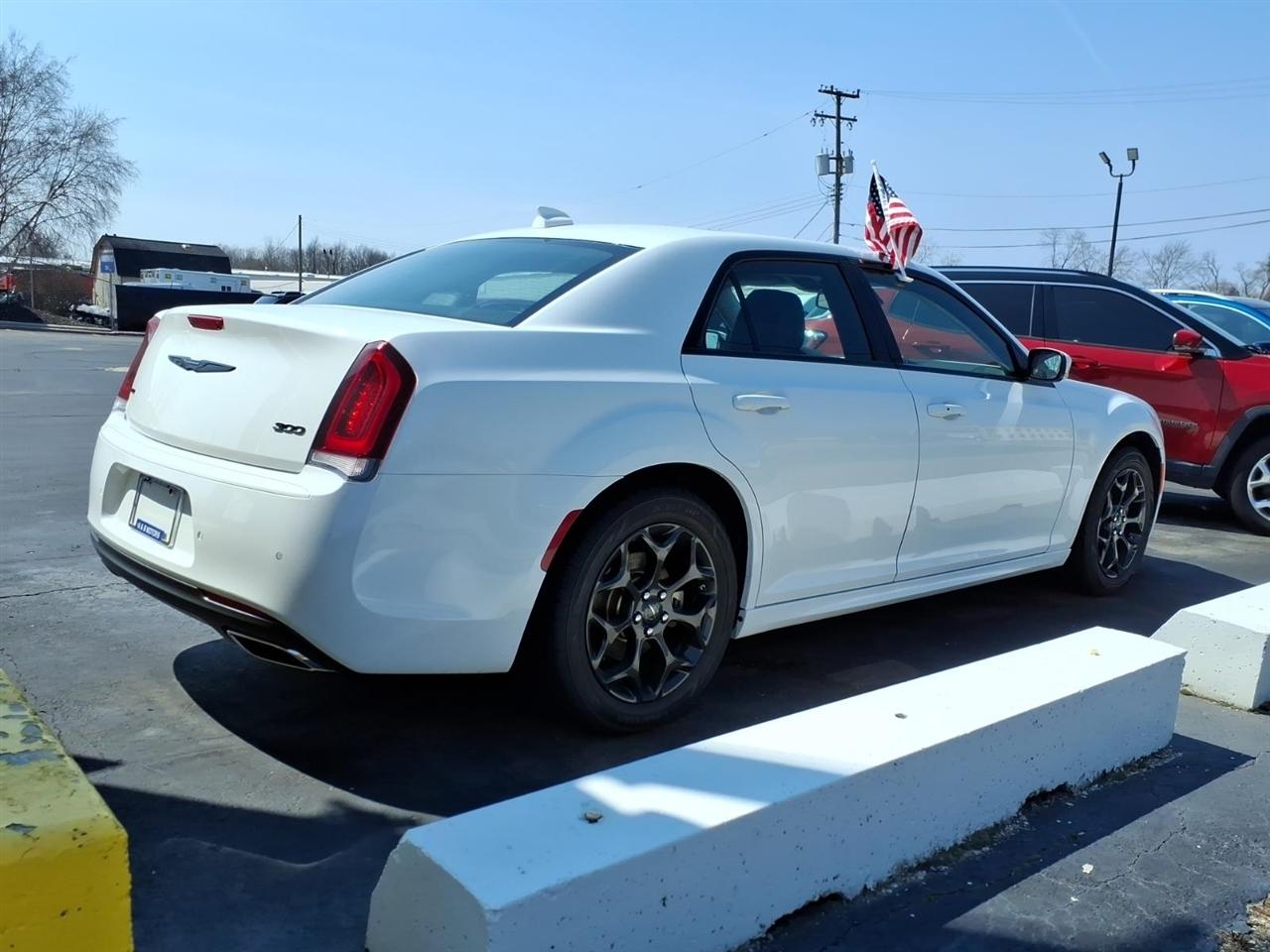 Chrysler 300  2023