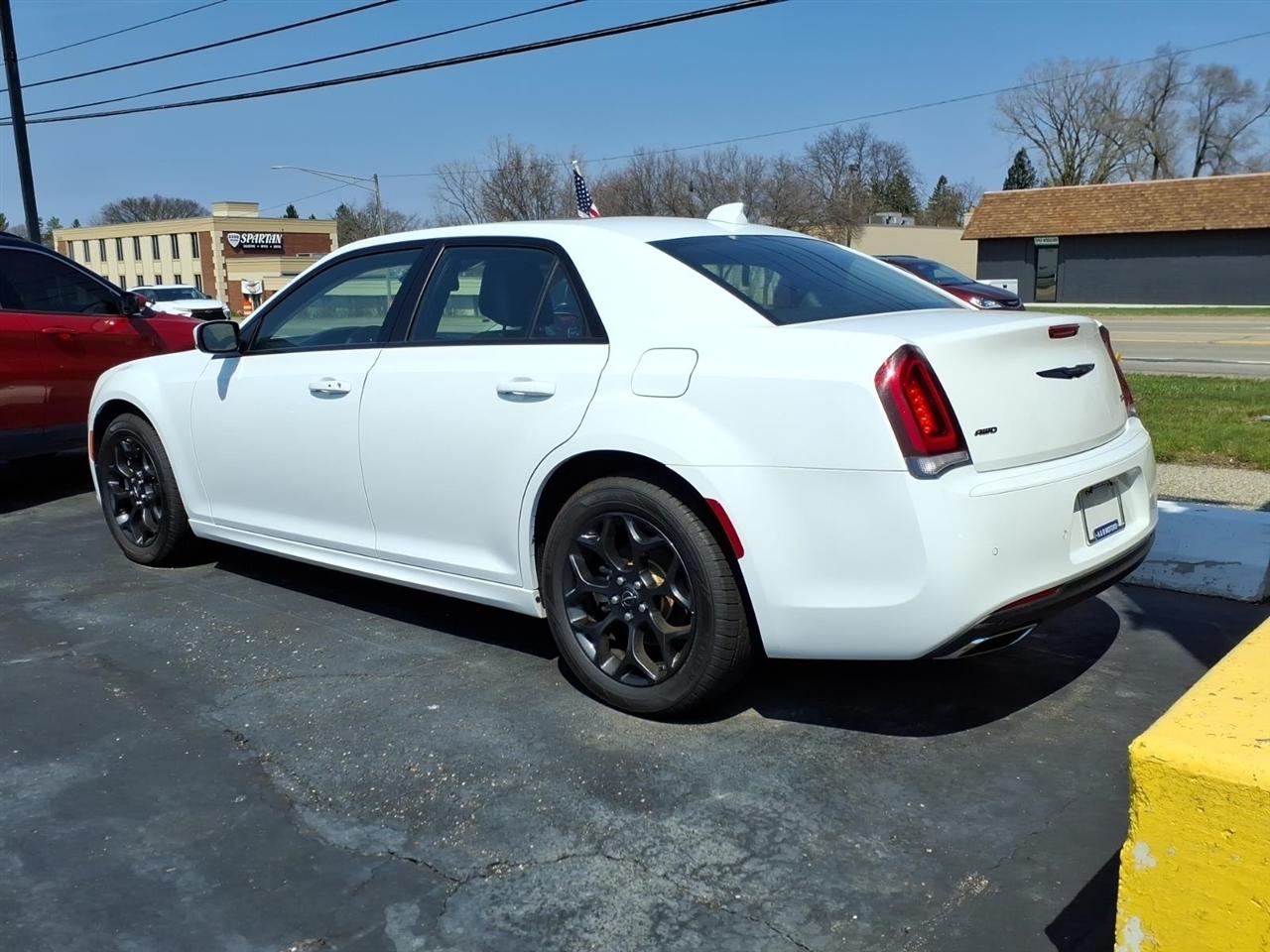 Chrysler 300  2023