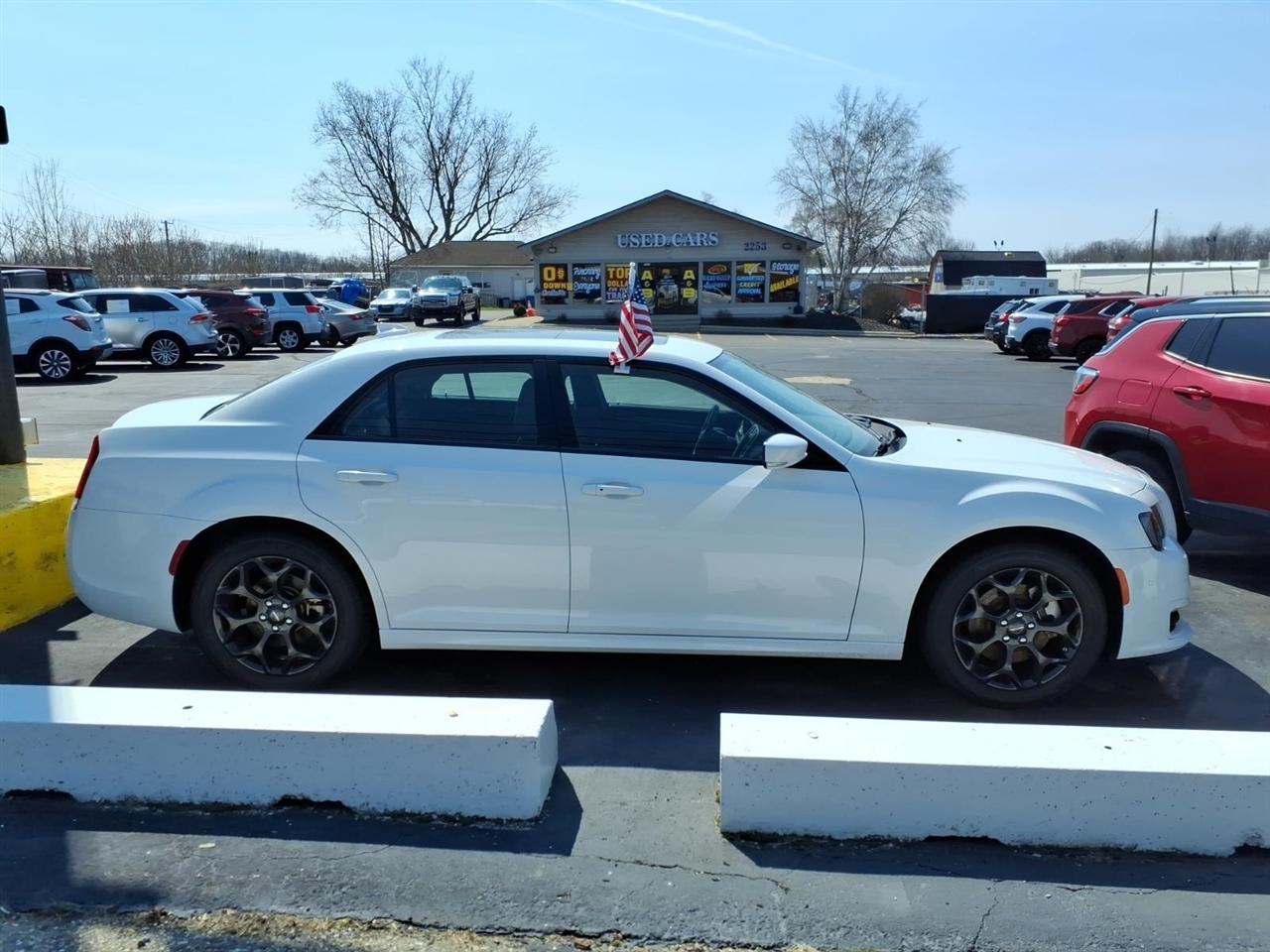Chrysler 300  2023