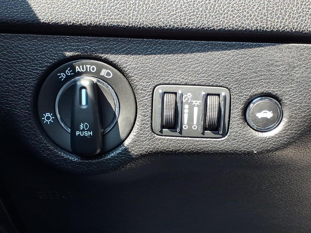 Chrysler 300  2023
