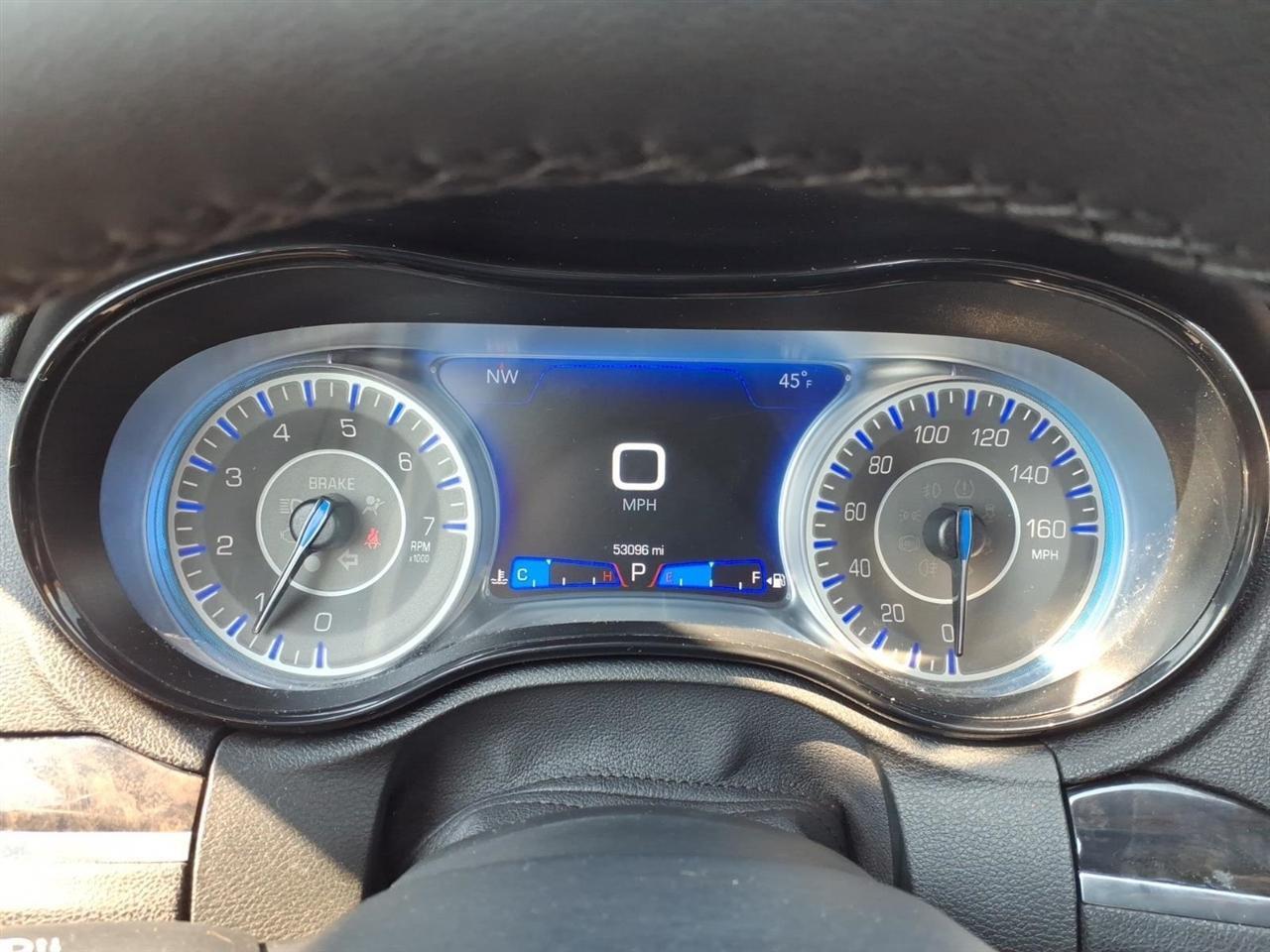 Chrysler 300  2023
