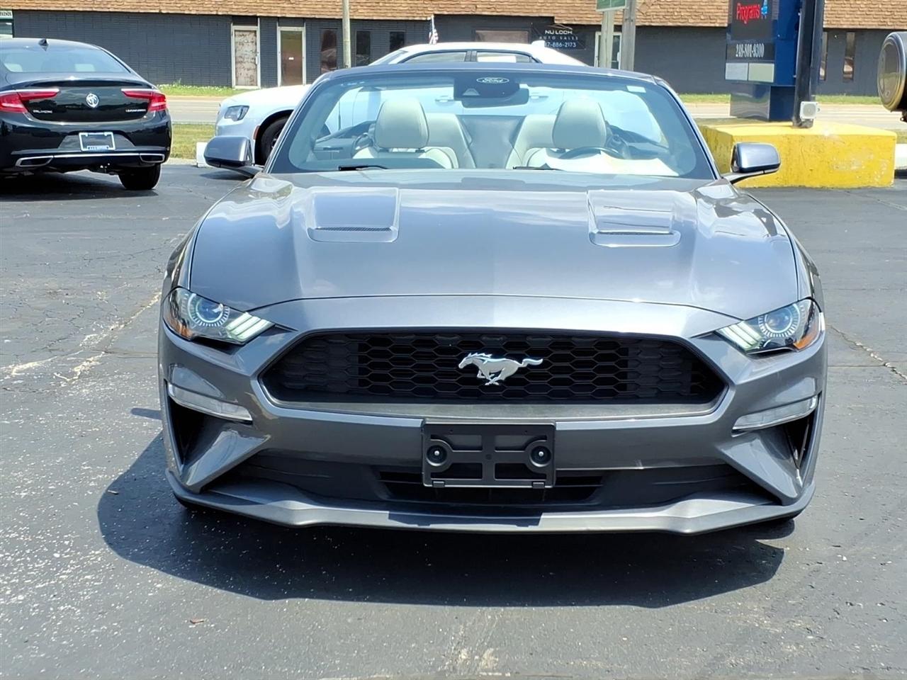 Ford Mustang  2023