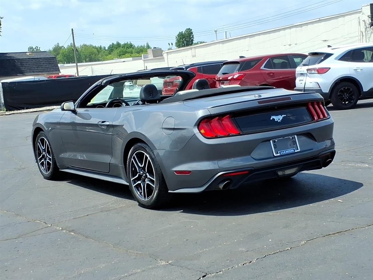 Ford Mustang  2023