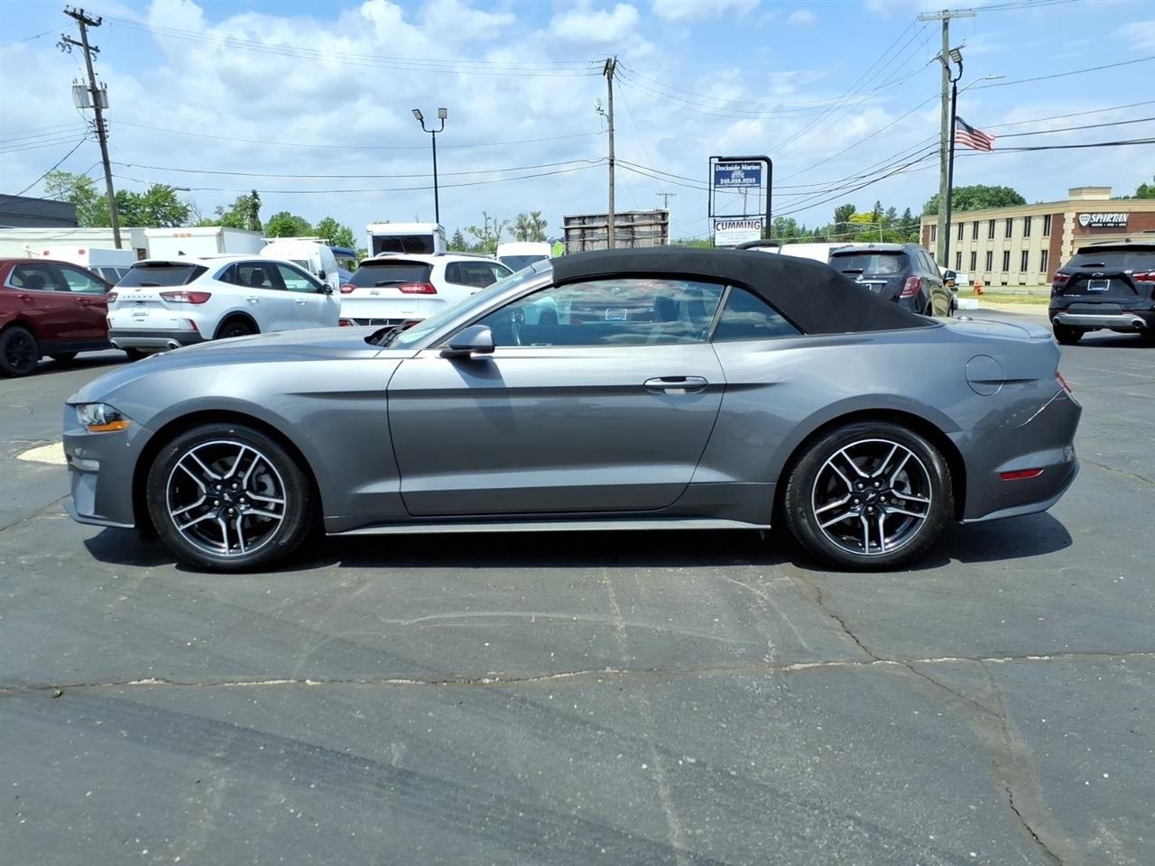 Ford Mustang  2023