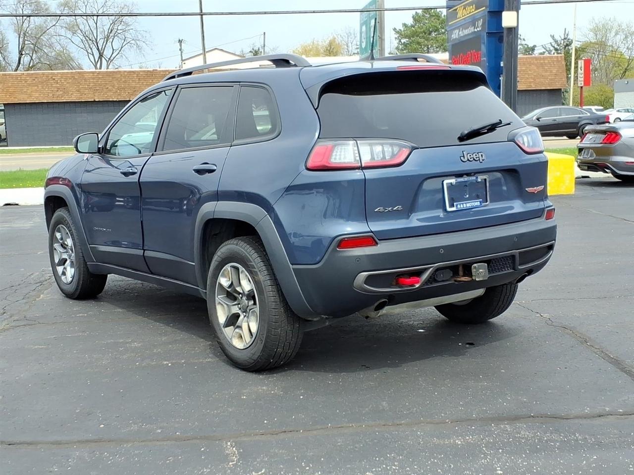 Jeep Cherokee  2019