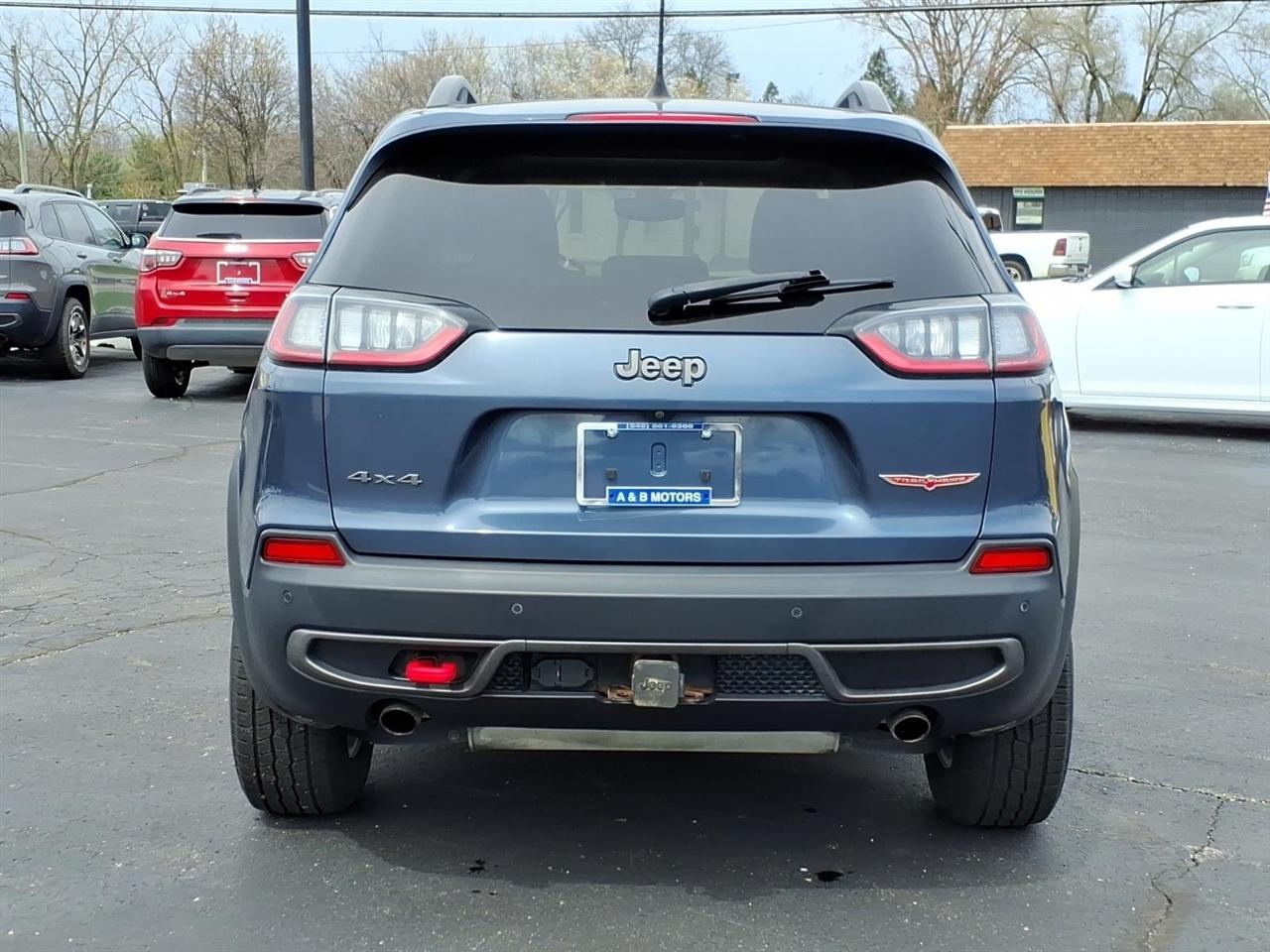 Jeep Cherokee  2019