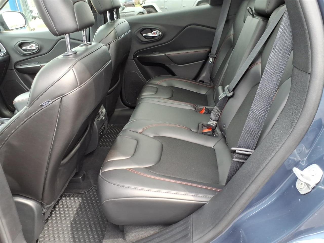 Jeep Cherokee  2019