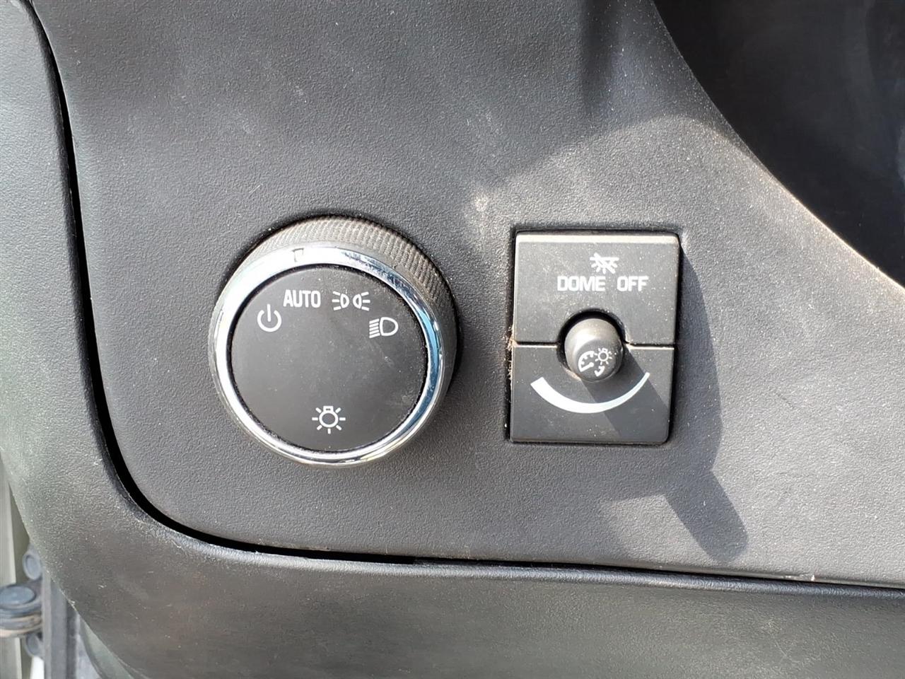 GMC Savana Commercial Cutaway  2017