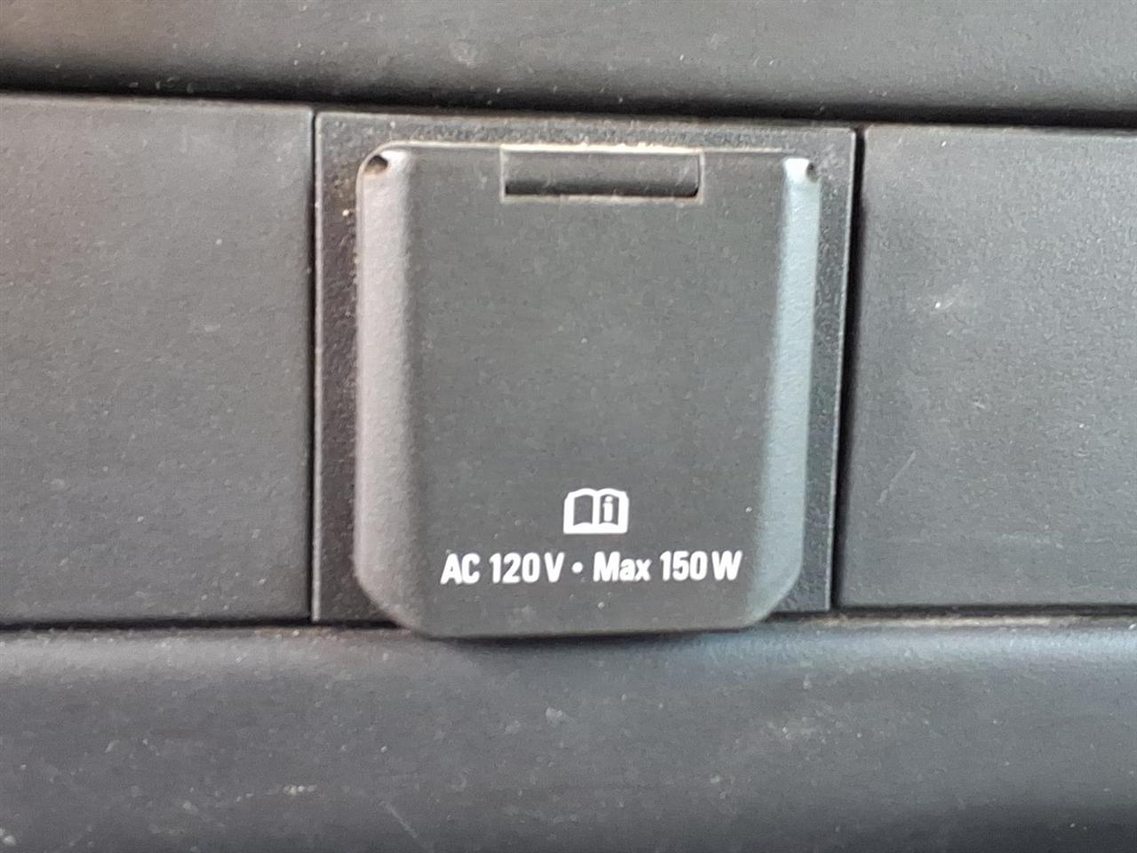 GMC Savana Commercial Cutaway  2017