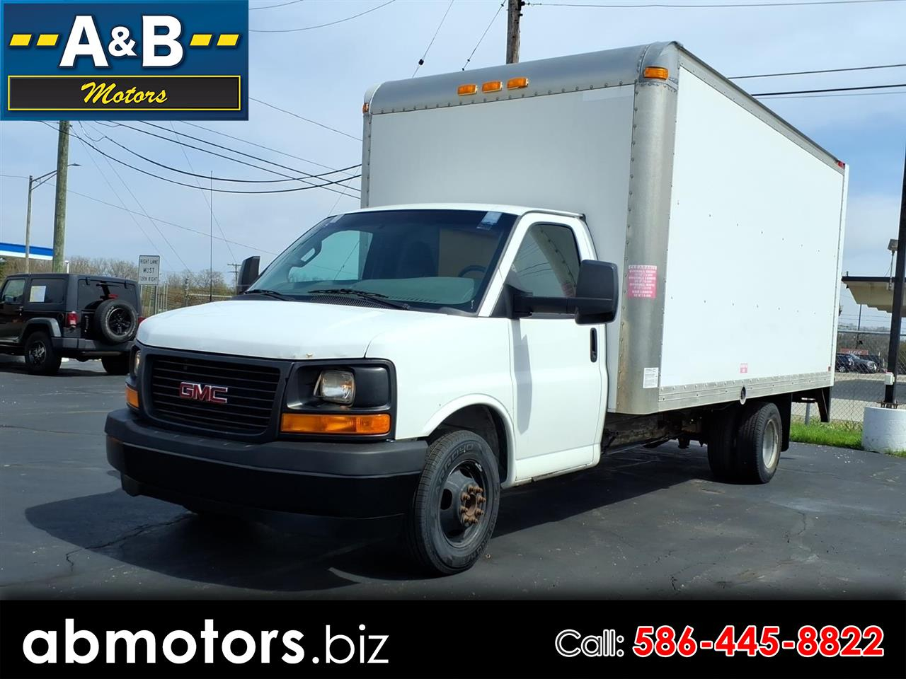 2017 GMC Savana Commercial Cutaway 3500