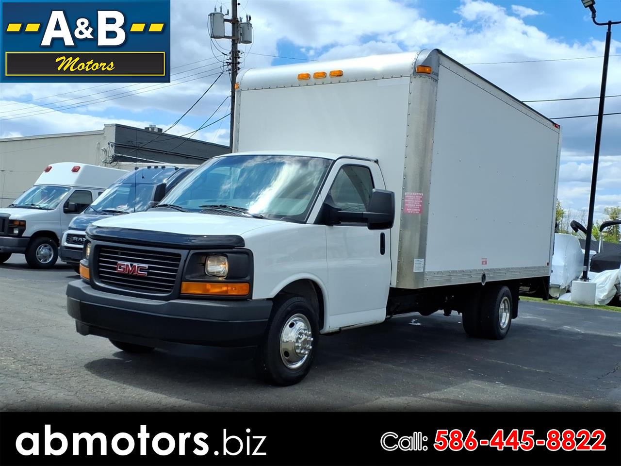 2017 GMC Savana Commercial Cutaway 3500