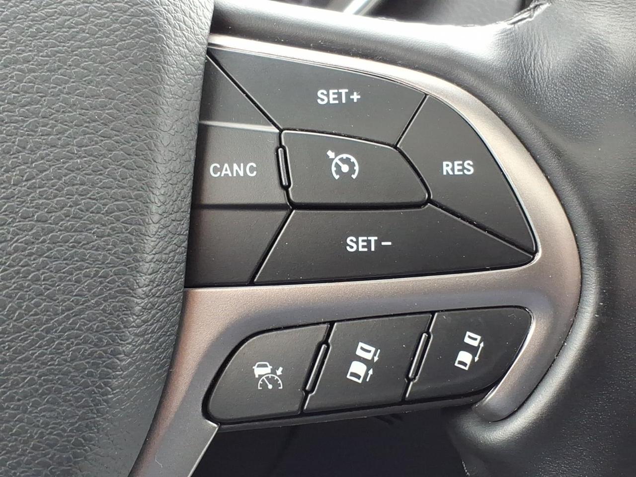Jeep Grand Cherokee  2021