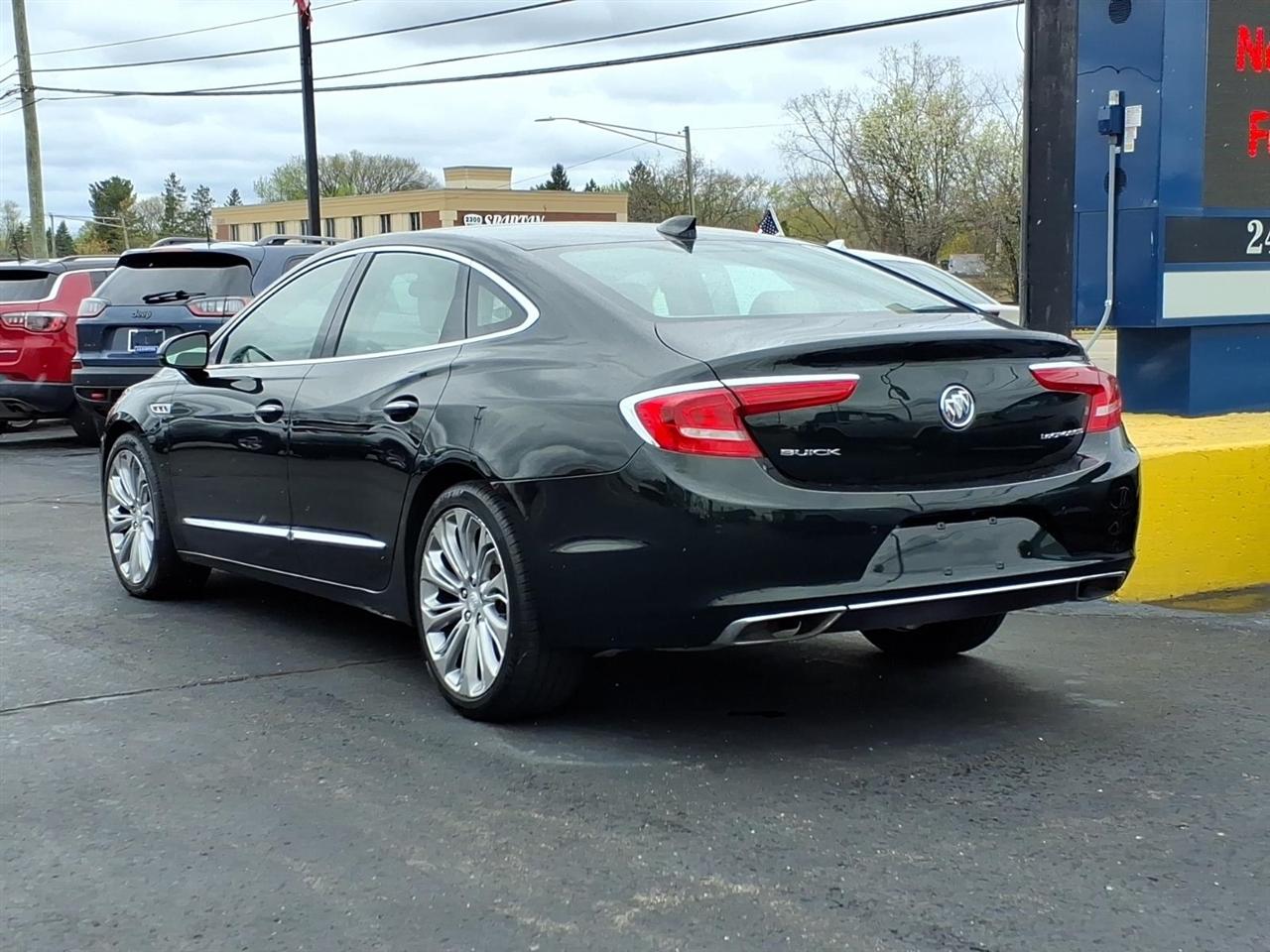 Buick LaCrosse  2017