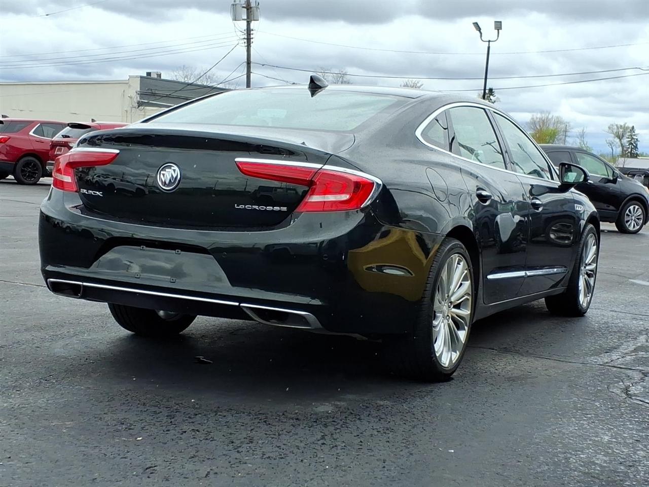 Buick LaCrosse  2017