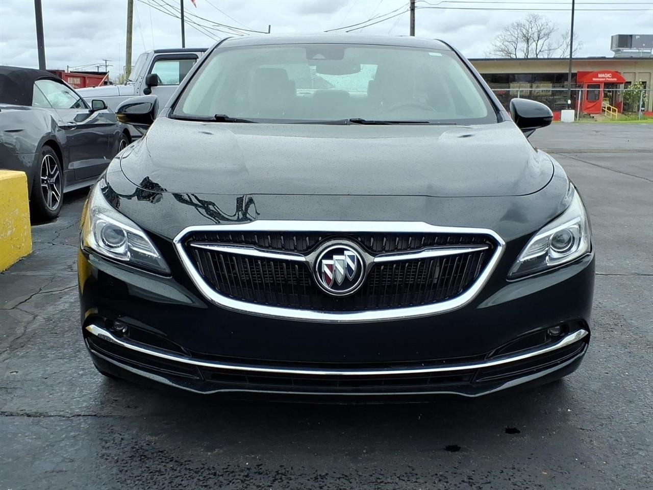 Buick LaCrosse  2017