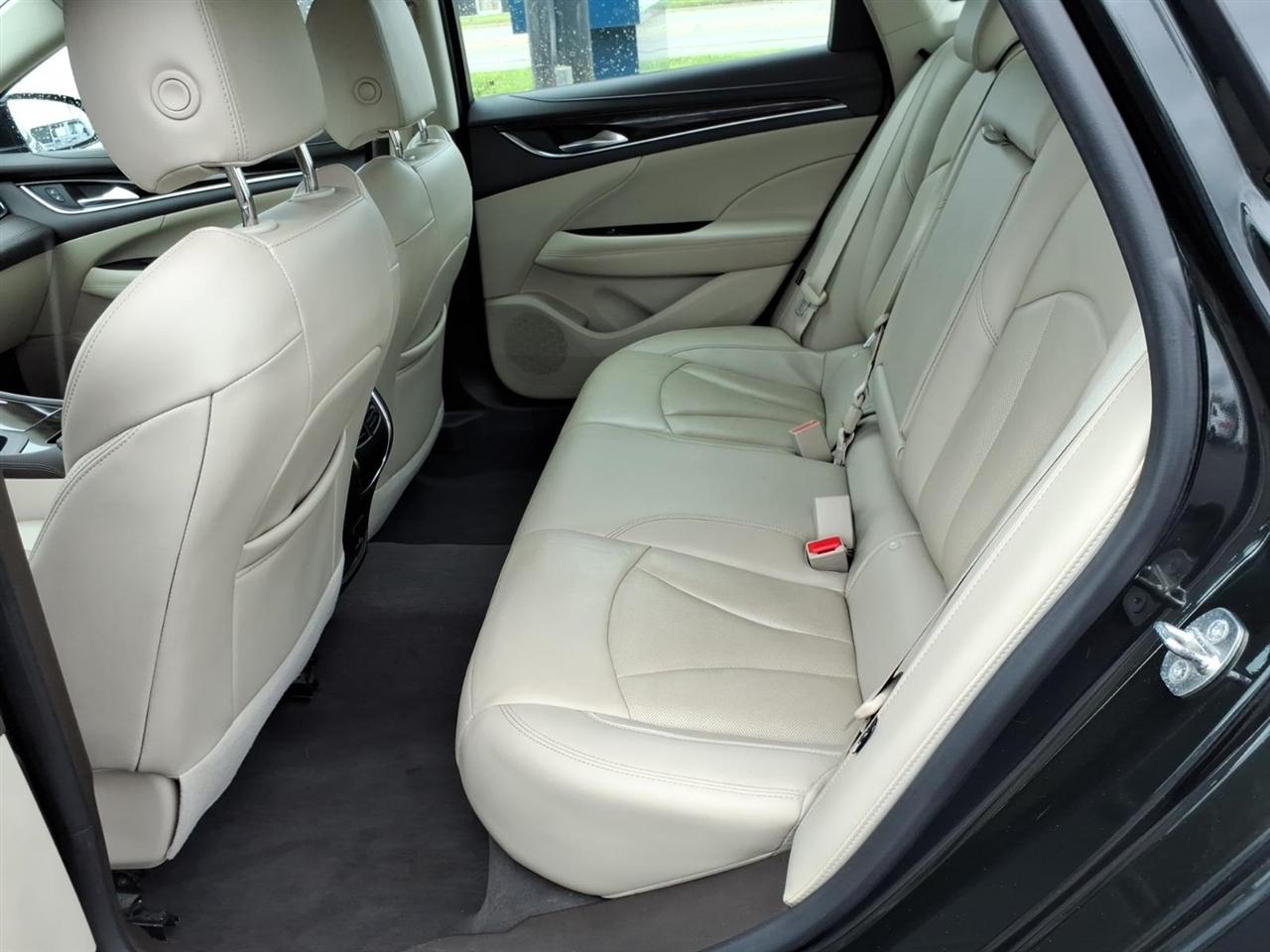 Buick LaCrosse  2017