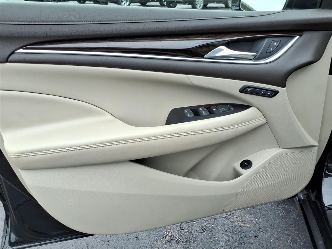 Buick LaCrosse  2017