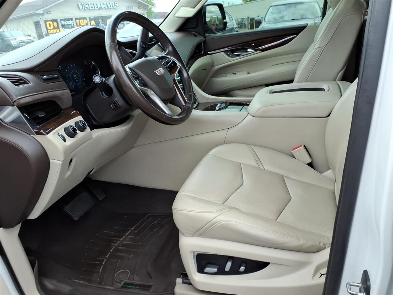 Cadillac Escalade ESV  2016