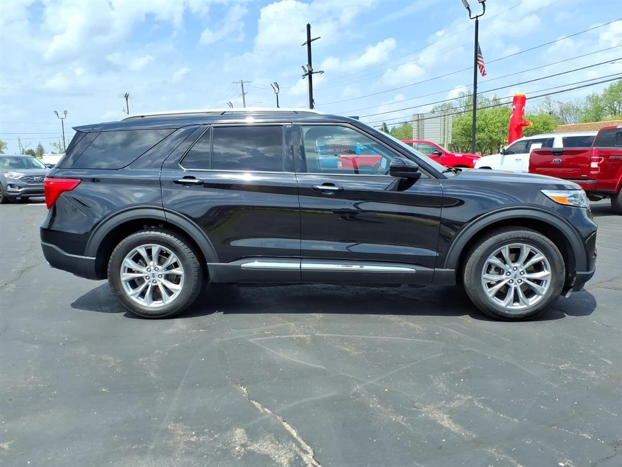 Ford Explorer  2023