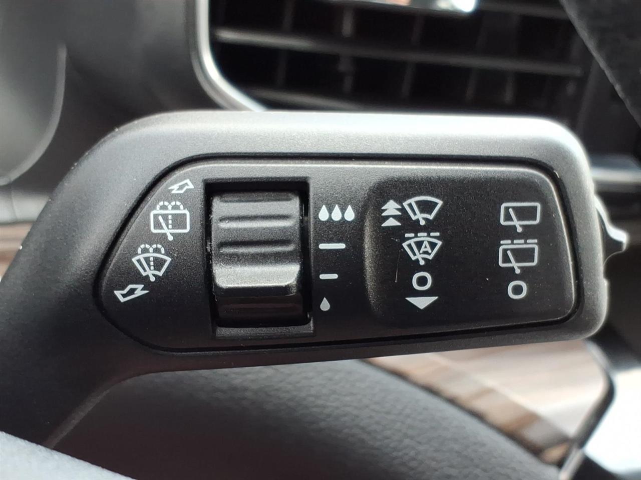 Ford Explorer  2023