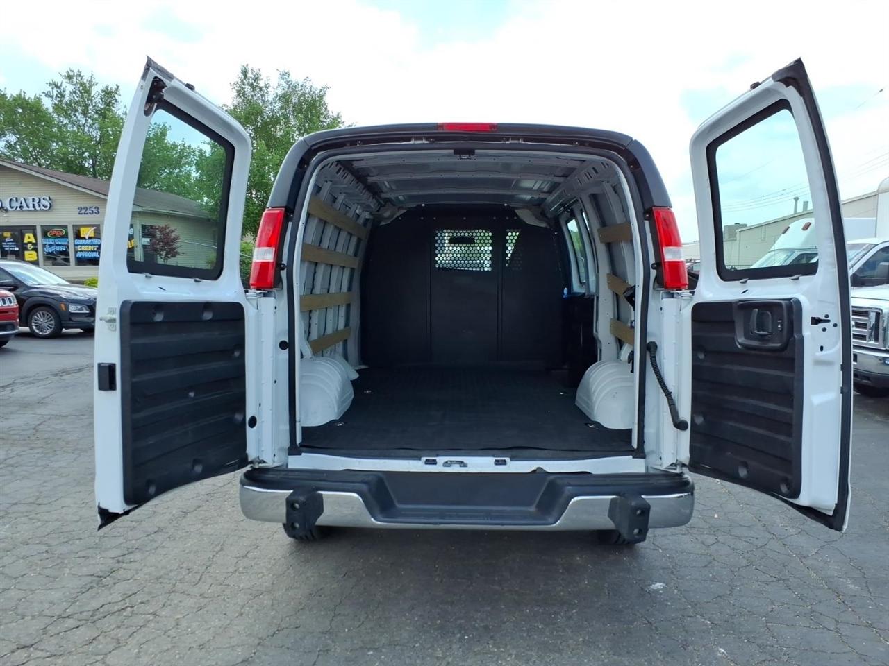Chevrolet Express Cargo Van  2024