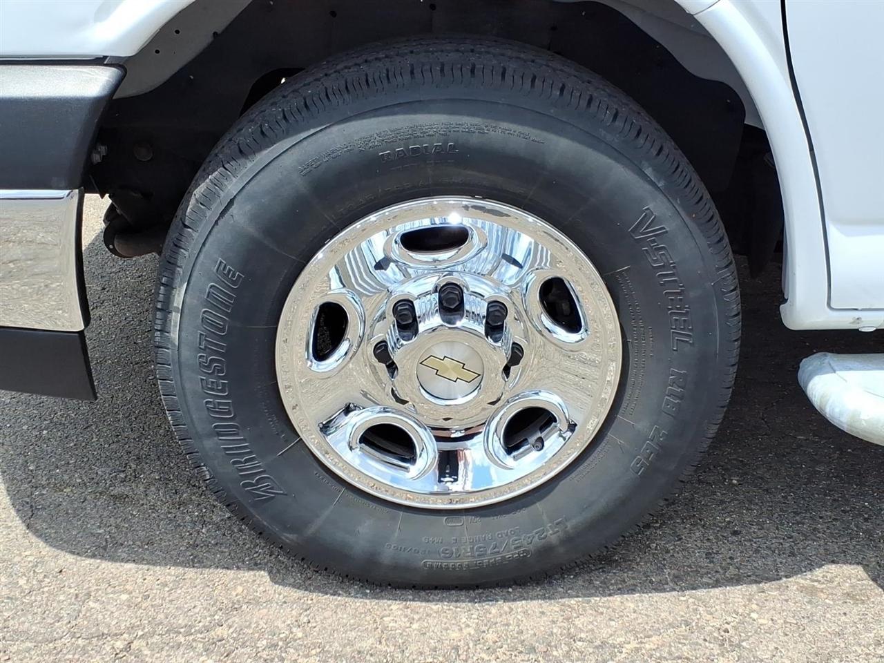 Chevrolet Express Cargo Van  2024
