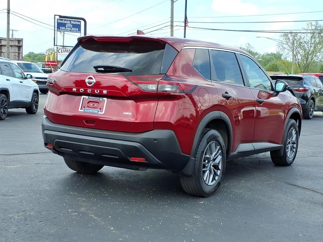 Nissan Rogue  2021