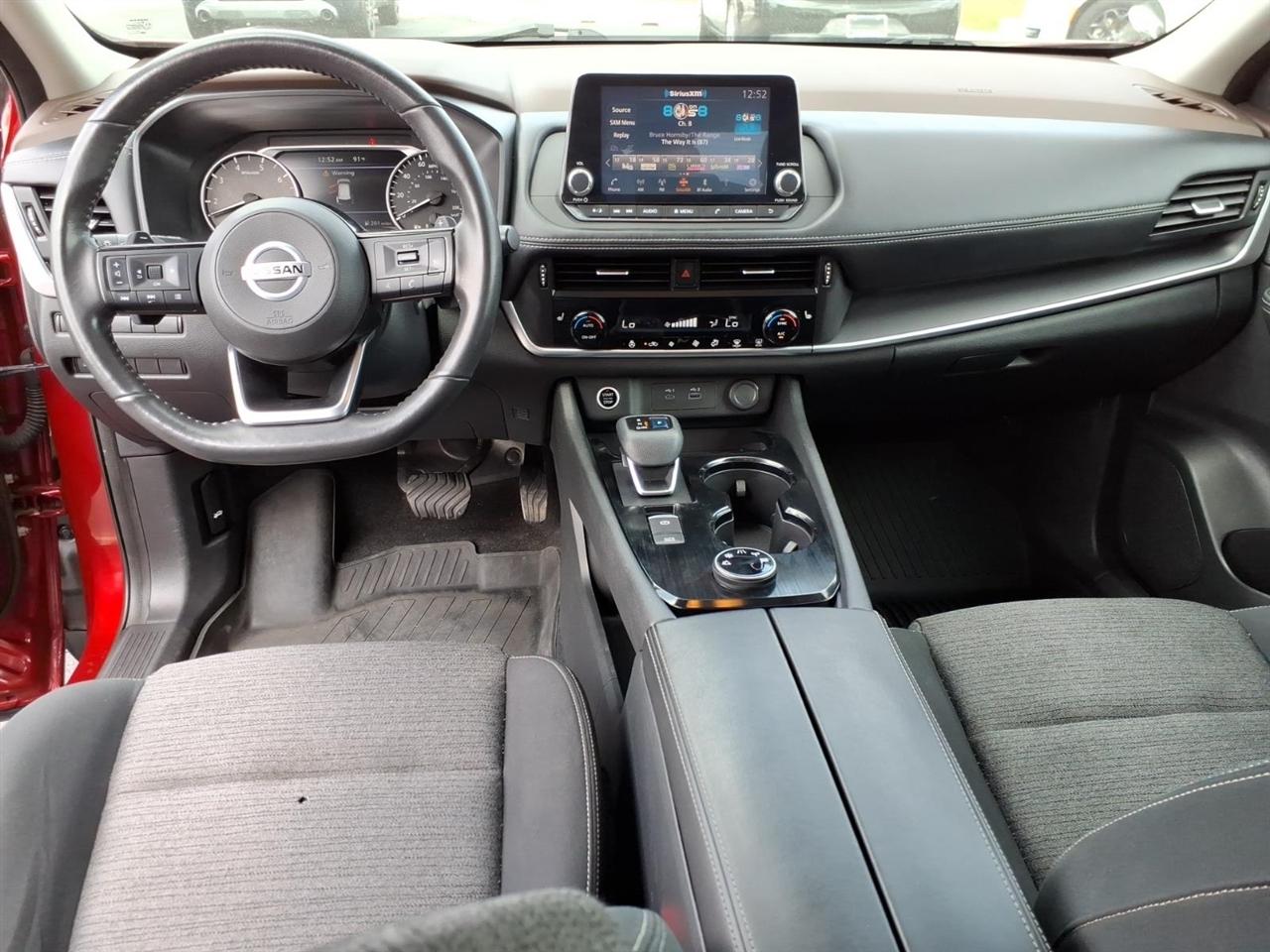 Nissan Rogue  2021