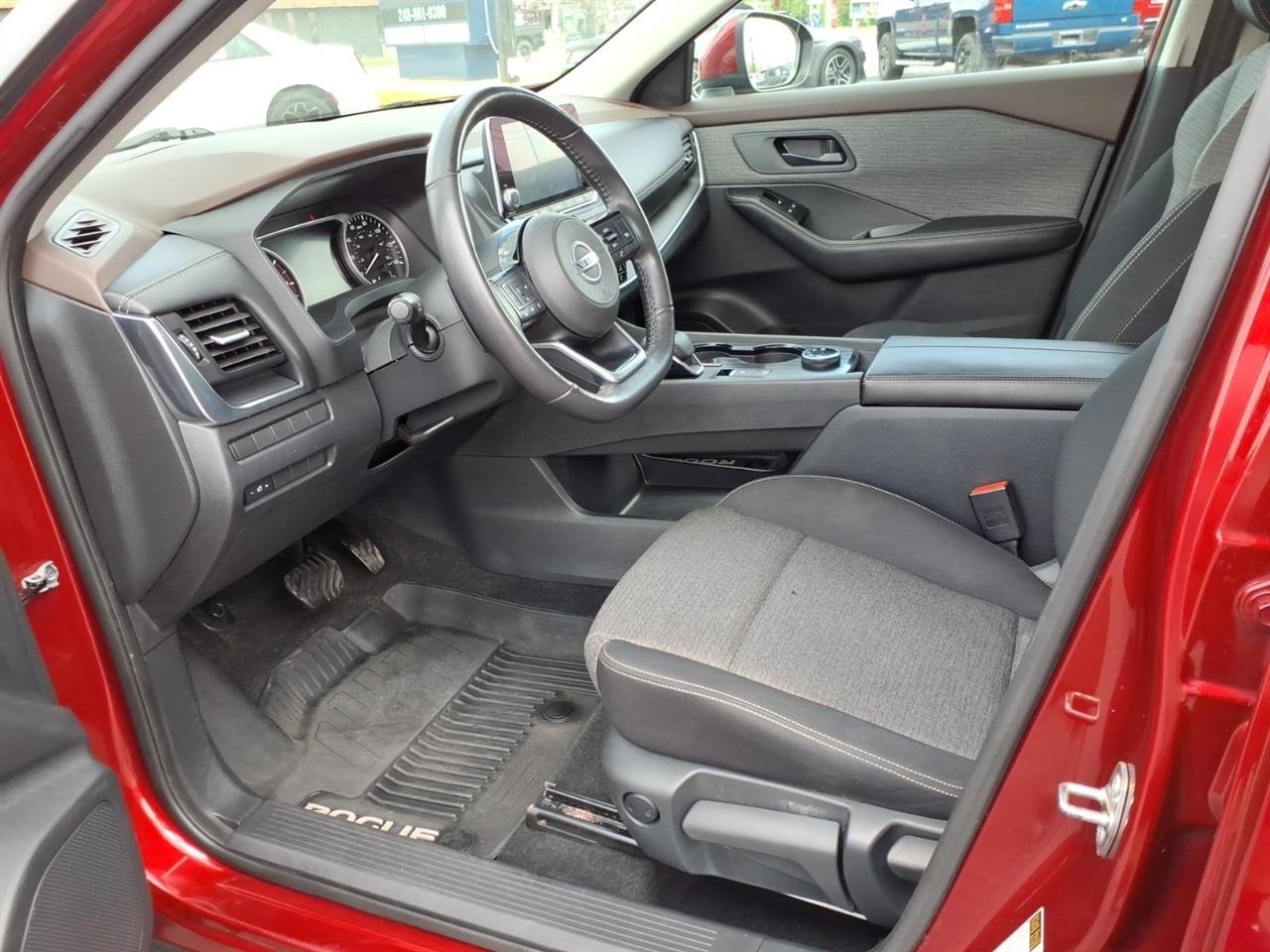 Nissan Rogue  2021