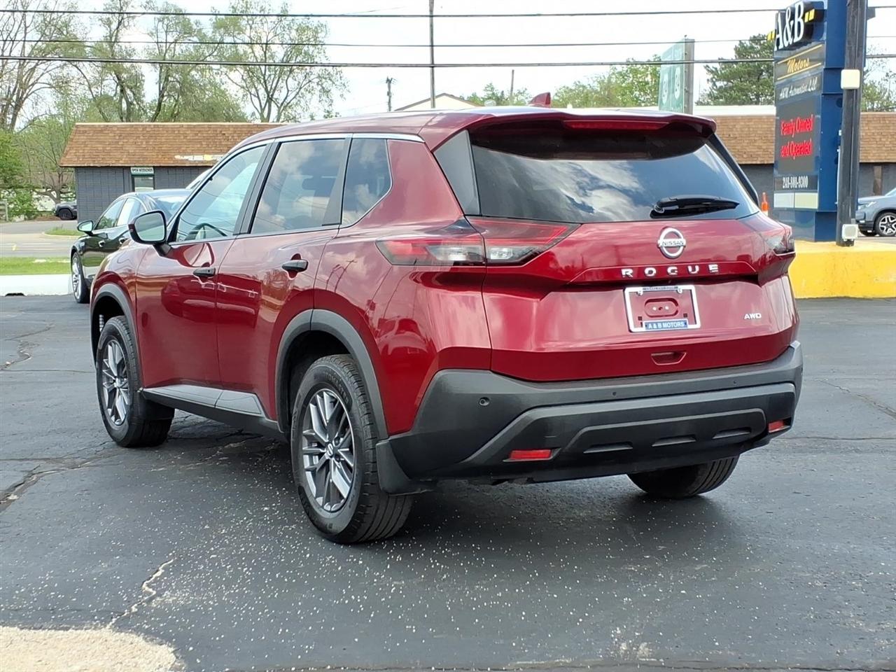 Nissan Rogue  2021