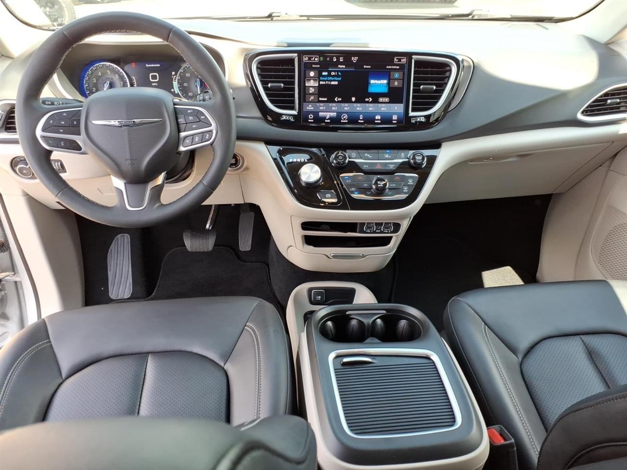 Chrysler Pacifica  2024