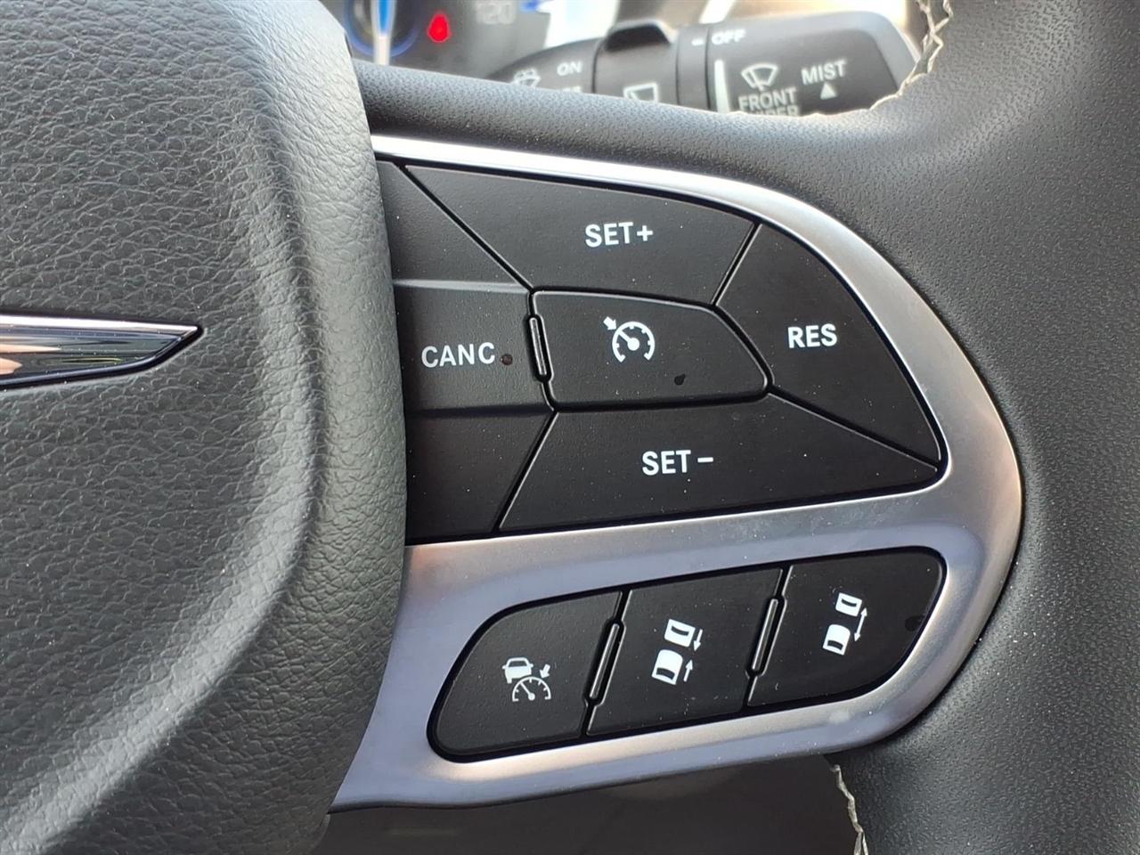 Chrysler Pacifica  2024