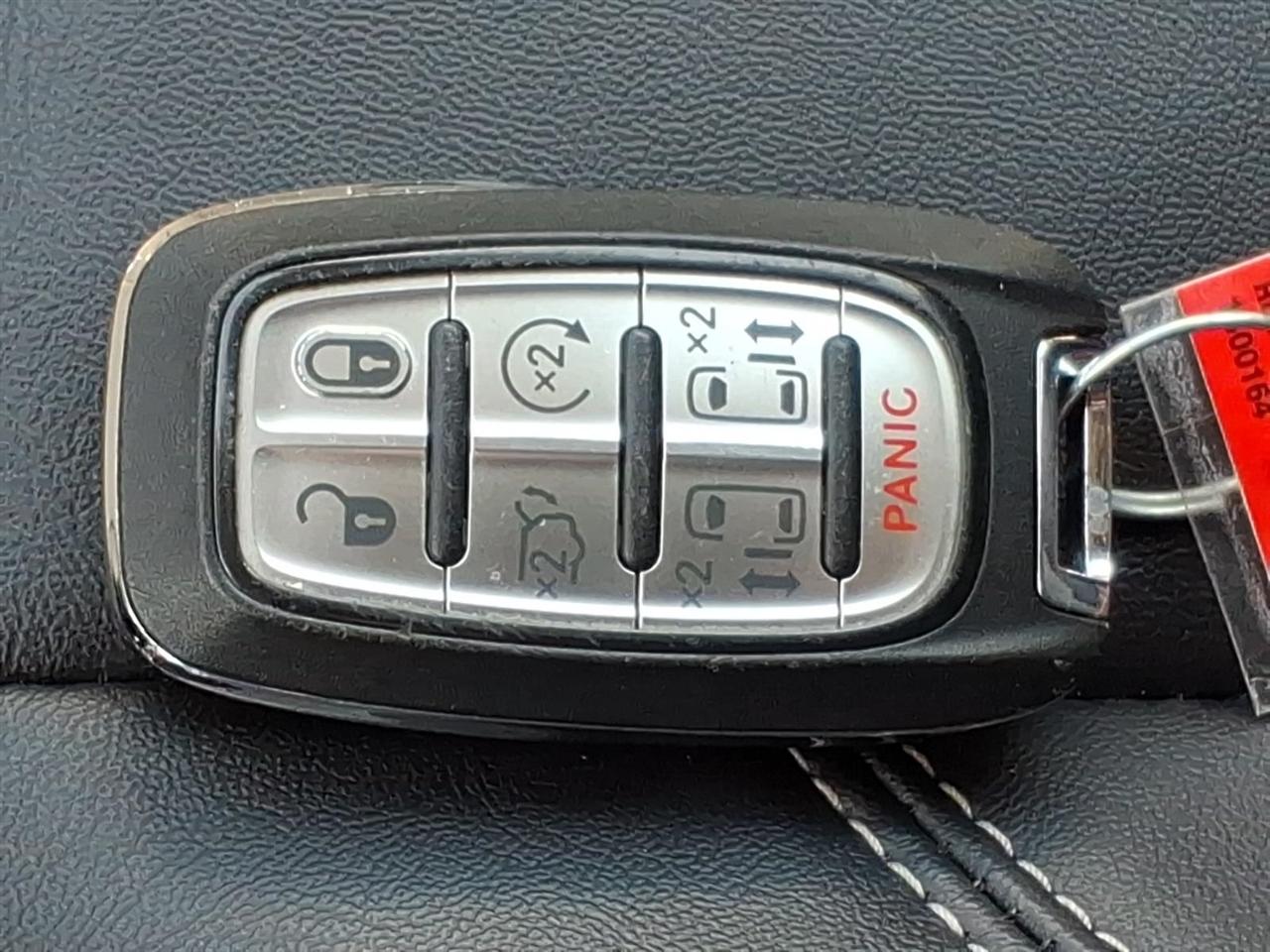Chrysler Pacifica  2024