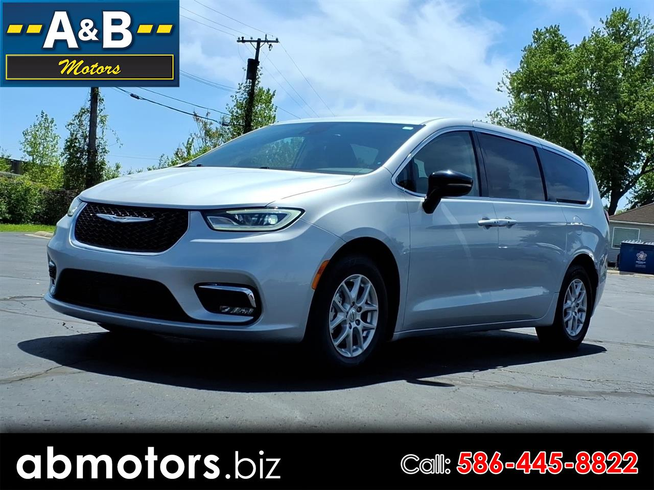 2024 Chrysler Pacifica Touring L
