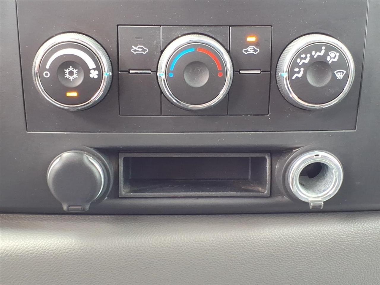 Chevrolet Silverado 3500HD  2011