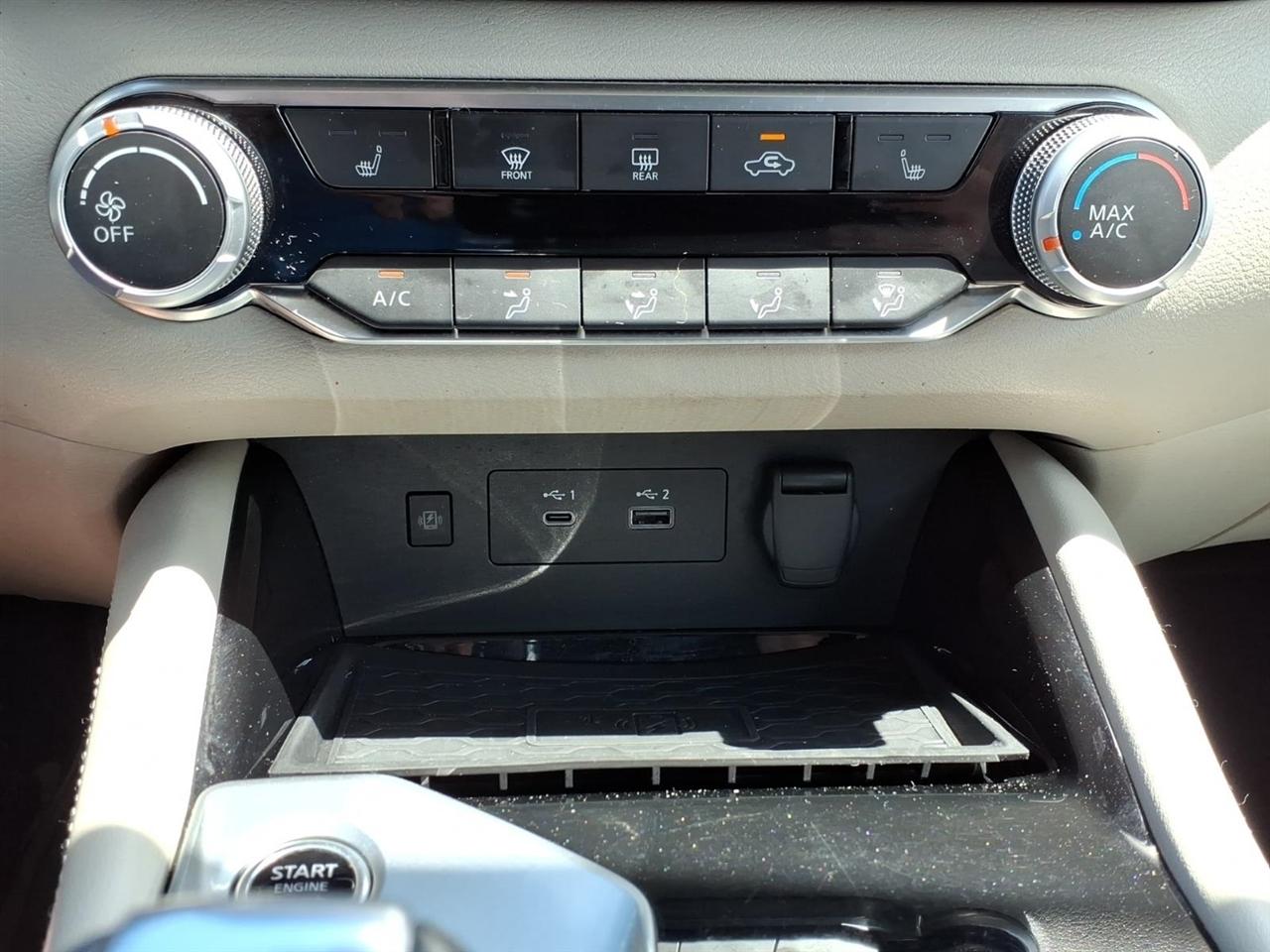 Nissan Altima  2024