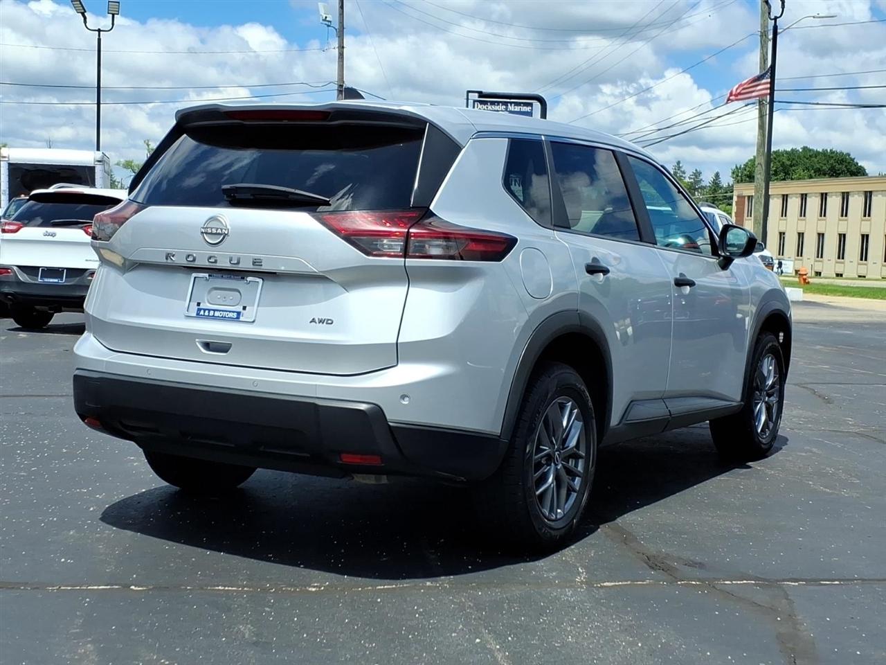 Nissan Rogue  2024