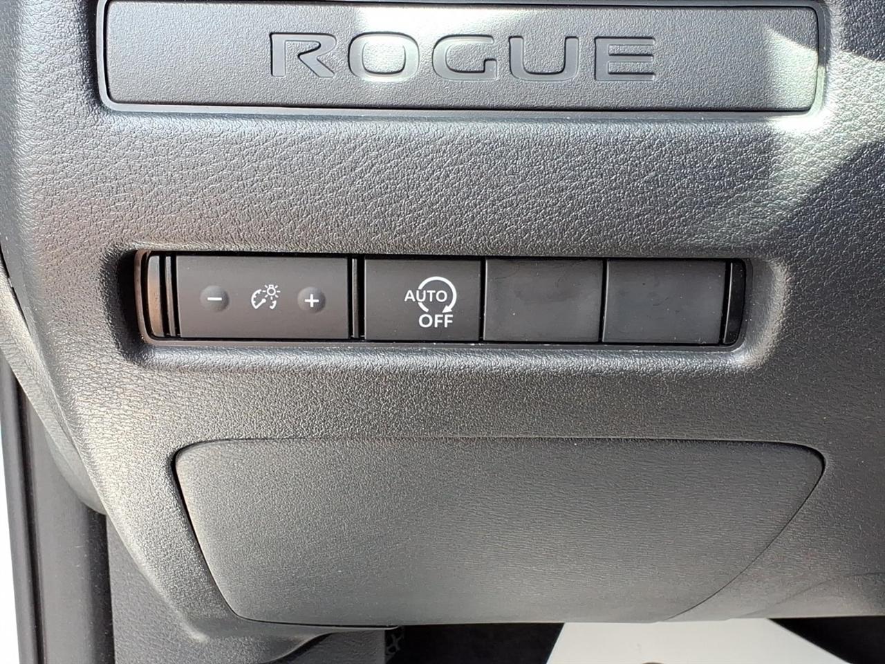 Nissan Rogue  2024