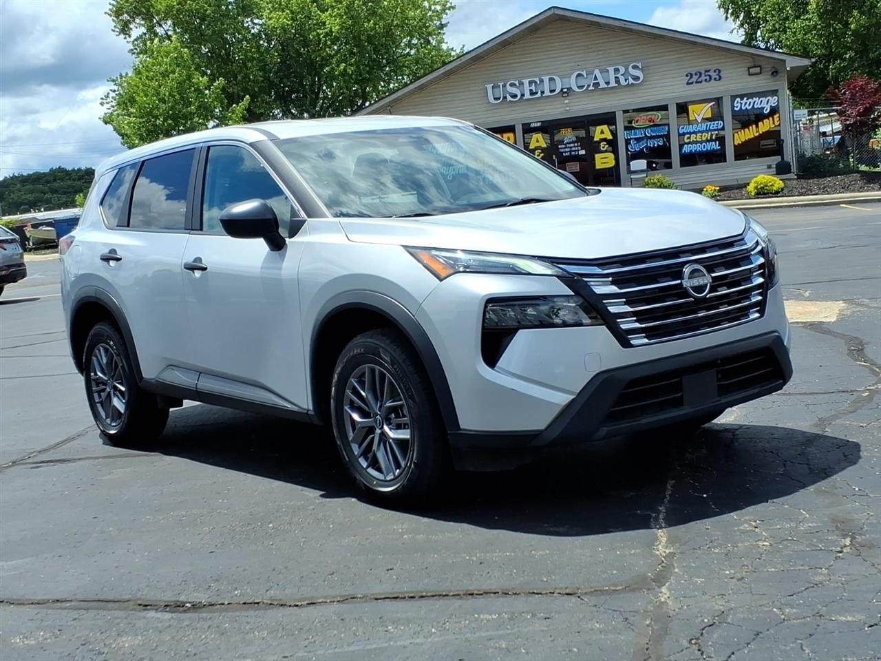 Nissan Rogue  2024